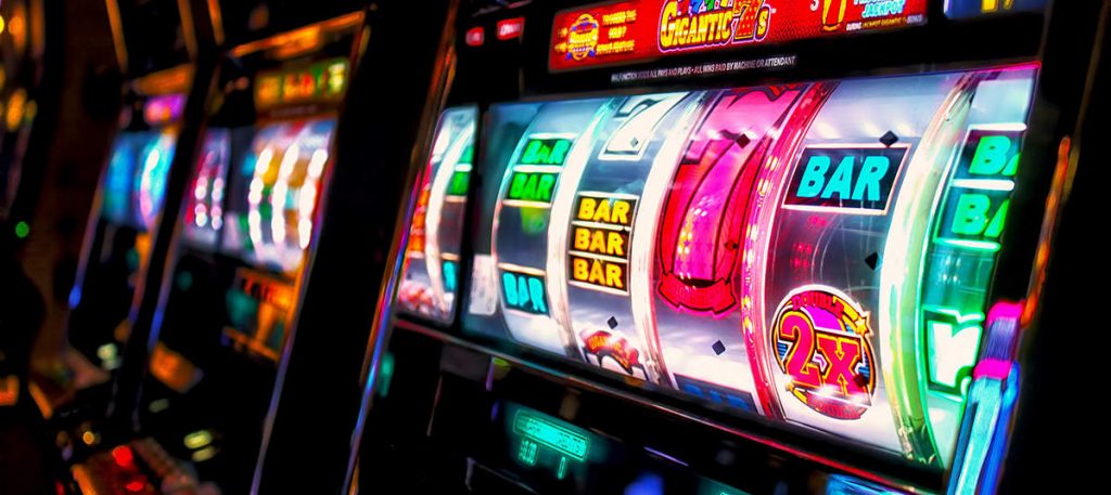 Slot